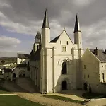 Hotel Logis La Croix Blanche Fontevraud L'Abbaye