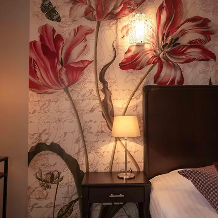 酒店 Logis La Croix Blanche