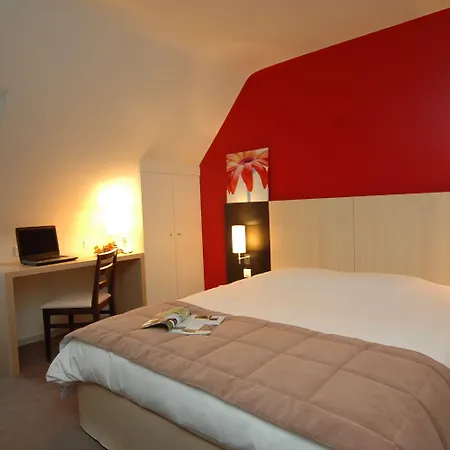 Logis La Croix Blanche 3* 丰特夫罗拉拜