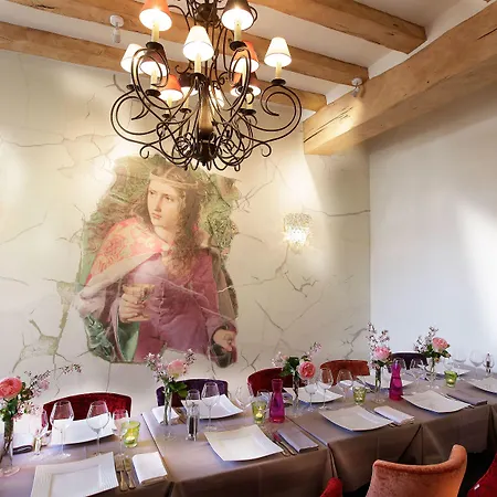 Logis La Croix Blanche 3* Fontevraud-l'Abbaye