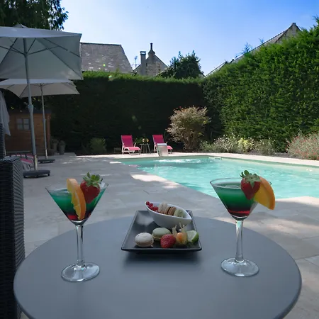 Hotel Logis La Croix Blanche 3*