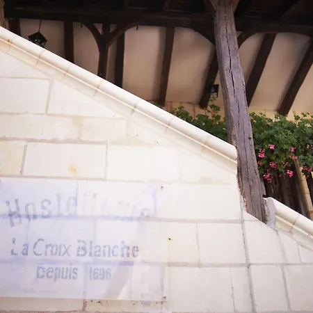 Logis La Croix Blanche 3* Fontevrault-l'Abbaye