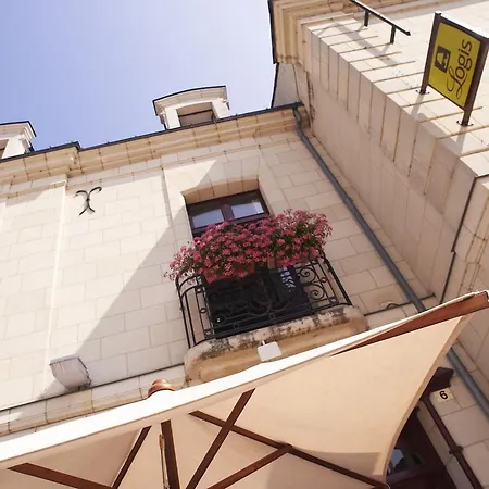 Logis La Croix Blanche 3* 丰特夫罗拉拜