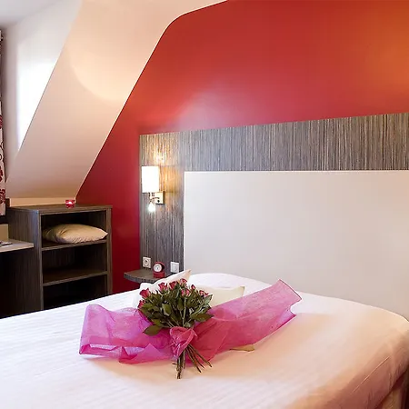 Hotel Logis La Croix Blanche 3*