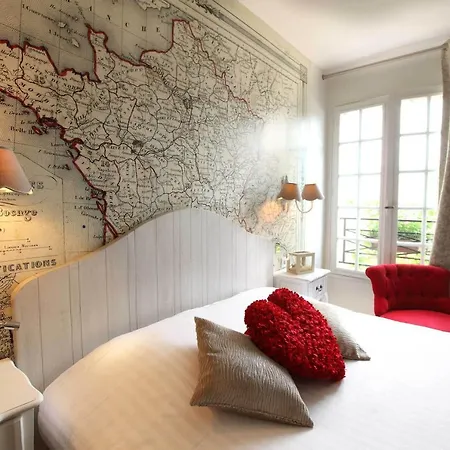 Hotel Logis La Croix Blanche Fontevraud L'Abbaye