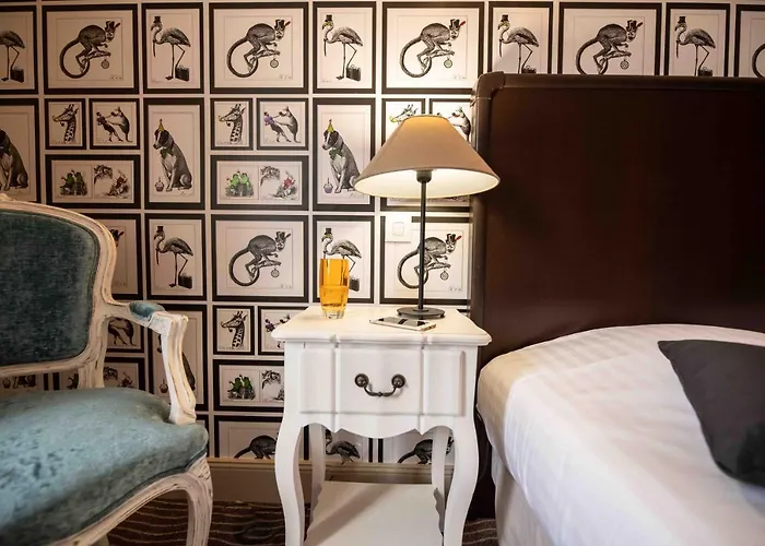 Logis La Croix Blanche Hotel Fontevraud L'Abbaye