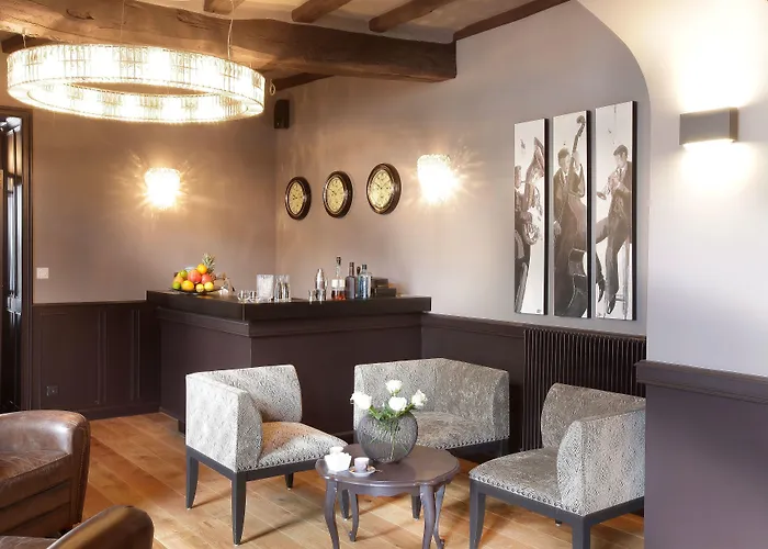 Logis La Croix Blanche Hotel Fontevraud L'Abbaye