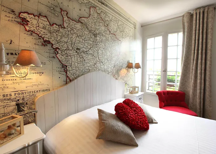 Hotel Logis La Croix Blanche Fontevraud-l'Abbaye