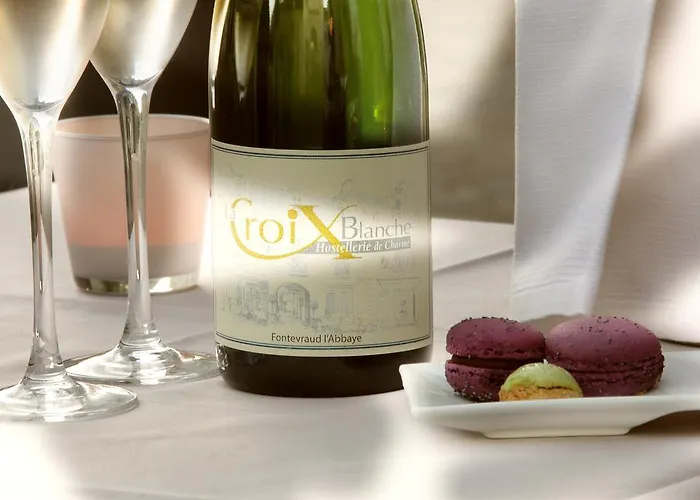 Hotel Logis La Croix Blanche