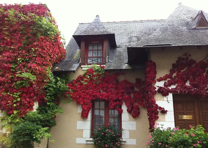 Hotel Logis La Croix Blanche Fontevraud-l'Abbaye