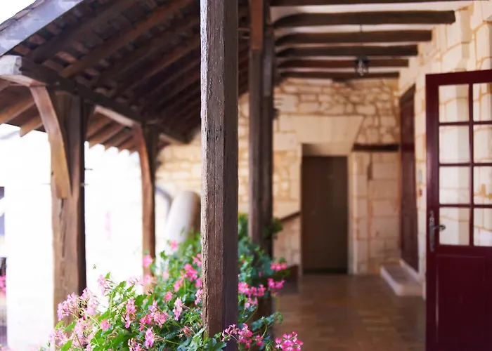 Logis La Croix Blanche Hotel Fontevraud L'Abbaye