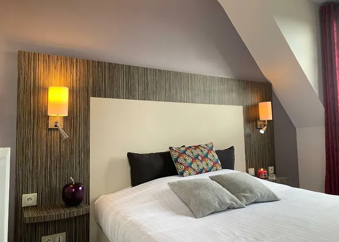 Hotel Logis La Croix Blanche