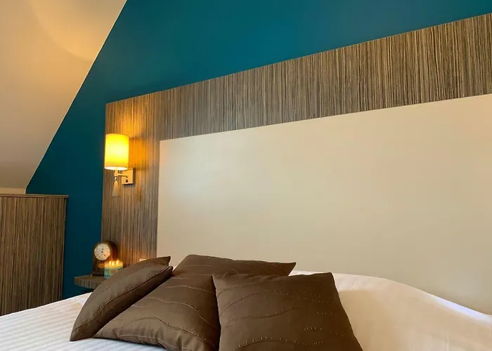 Logis La Croix Blanche Hotel Fontevraud L'Abbaye